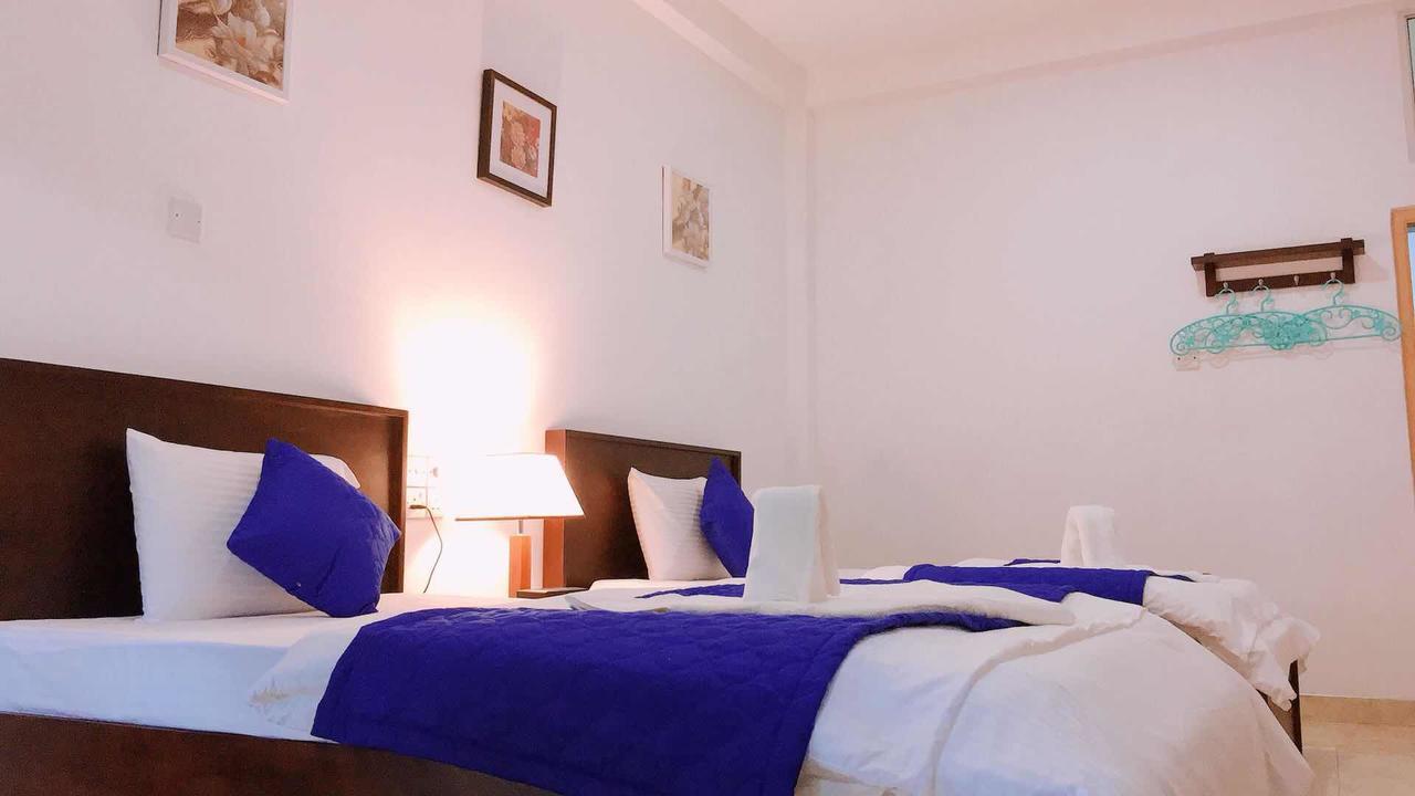 Blue Whale Holiday Hotel Мириса Екстериор снимка